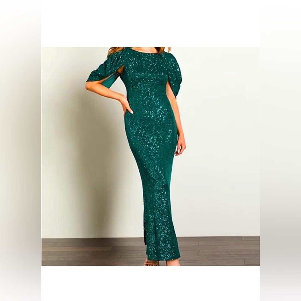 Eliza J Emerald Green Sequin Maxi Dress with Capelet Sleeves Size 4